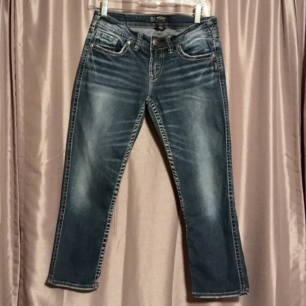 SILVER- Medium Wash Cropped Jeans